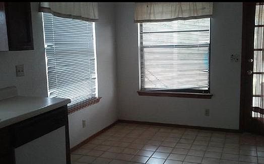 2nd image of 4313 Loma De Oro Dr