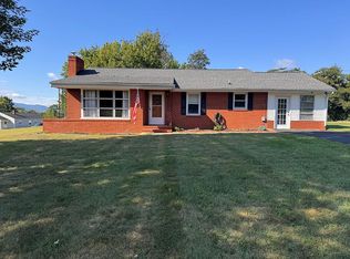 323 Florist Rd, Elkton, VA 22827