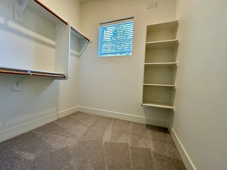 11015 NE 26th St #2 — Photo 13