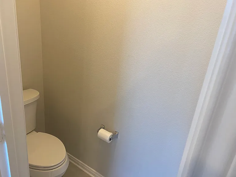 2060 Dade Loop — Photo 14