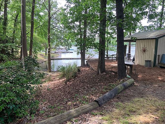 5th image of 725 Living Inn Rd