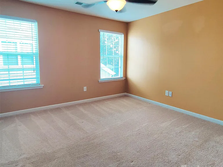 1044 Shiloh Bend Trl — Photo 28