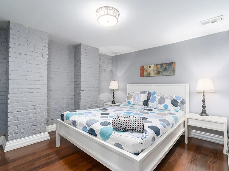 1820 Calvert St NW #1818 — Photo 11