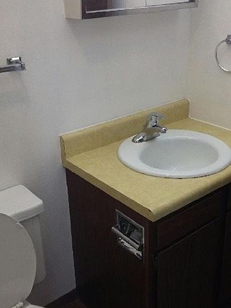 4th image of 322 N Commercial Ave #5