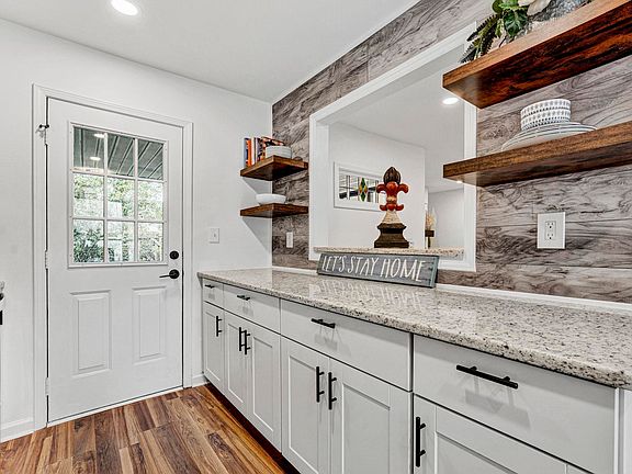 2nd image of 14 Forest Lake Dr