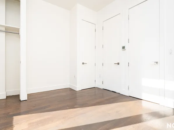 530 Midwood Street image 10 of 13