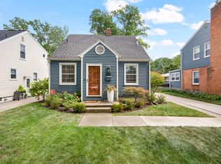 914 N Gainsborough Ave, Royal Oak, MI 48067