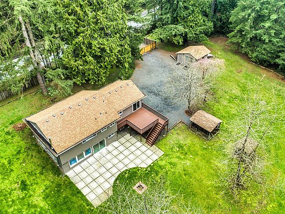 4th image of 20015 NE Woodinville Duvall Road