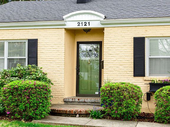 5th image of 2121 Winston Ave