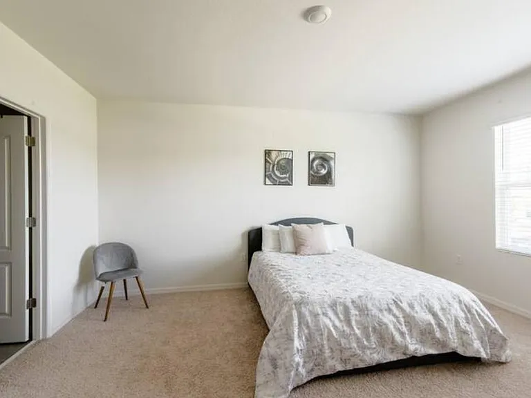 1228 Winter Gray Cir — Photo 7