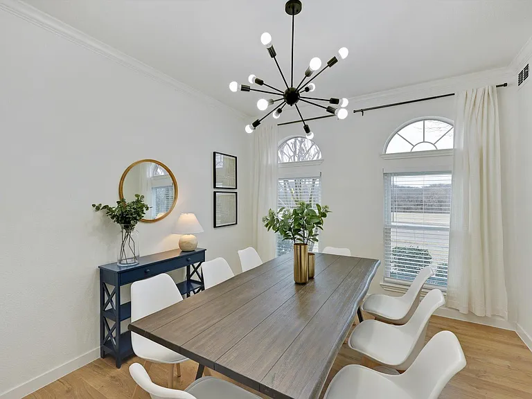 7309 Springfield Dr — Photo 13