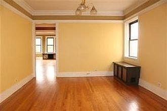 5th image of 4414 N Maplewood Ave APT 3