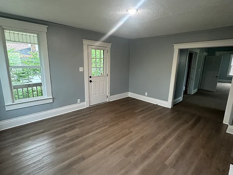 17 Francis Pl NW — Photo 3