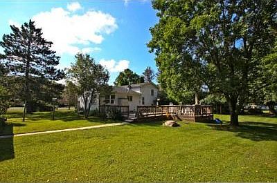 2nd image of 17418 Kettle River Blvd NE