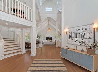 27567 W Shore Rd, Lake Arrowhead, CA 92352