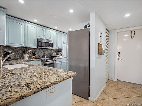 5th image of 10680 S Ocean Dr APT G-2