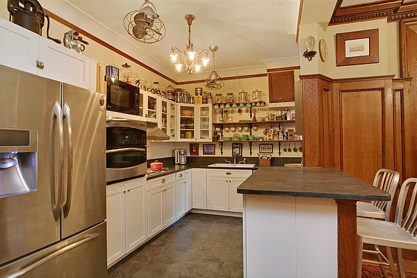 Sold by Corcoran | media 3