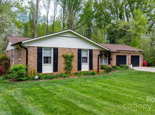 310 N Terrace Pl, Morganton, NC 28655