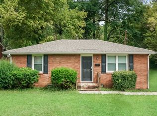 1709 Purser Dr, Charlotte, NC 28215
