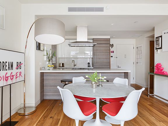 3rd image of 151 W 21st St APT 8D