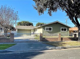 2422 S Artesia St, Santa Ana, CA 92704