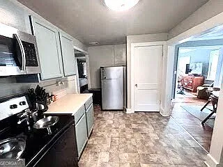 601 Heard Ave — Photo 11