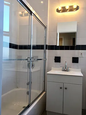 Rented by The MJS Group NY LLC | media 24