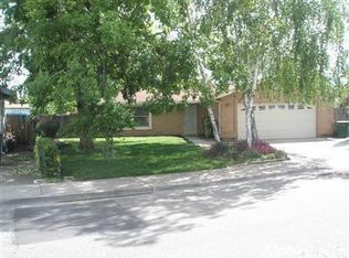 676 Loch Ness Dr, Waterford, CA