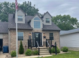 597 9th St, Struthers, OH 44471