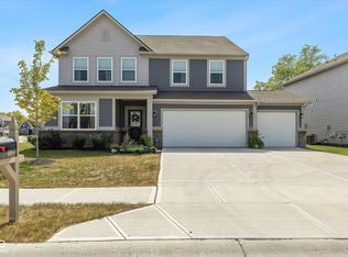 4869 Oak Hill Dr, Lebanon, IN 46052