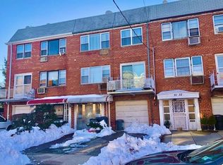 6134 218th St FLOOR 3, Oakland Gardens, NY 11364