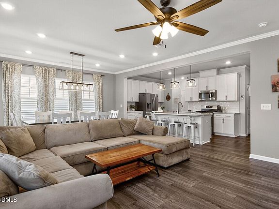 5th image of 111 Velten Ridge Dr