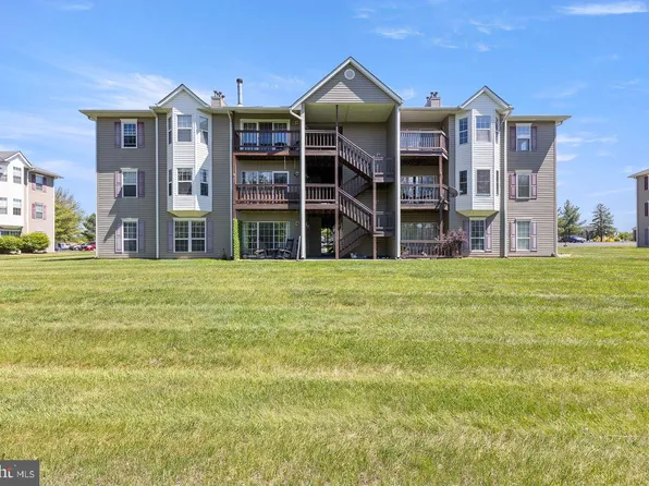 102 Timberlake Ter #3, Stephens City, VA 22655