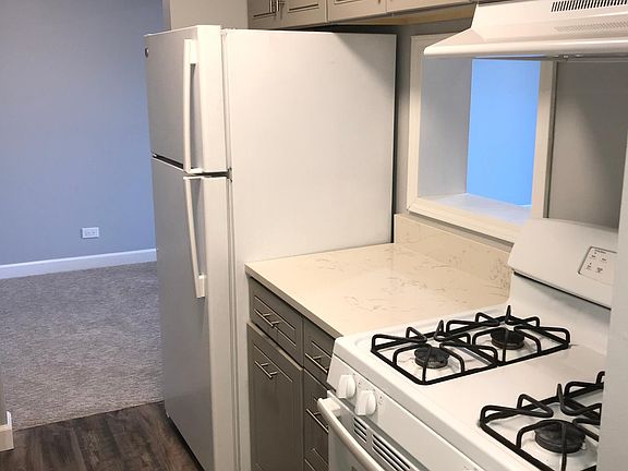 3rd image of 4 Oak Creek Dr APT 3505