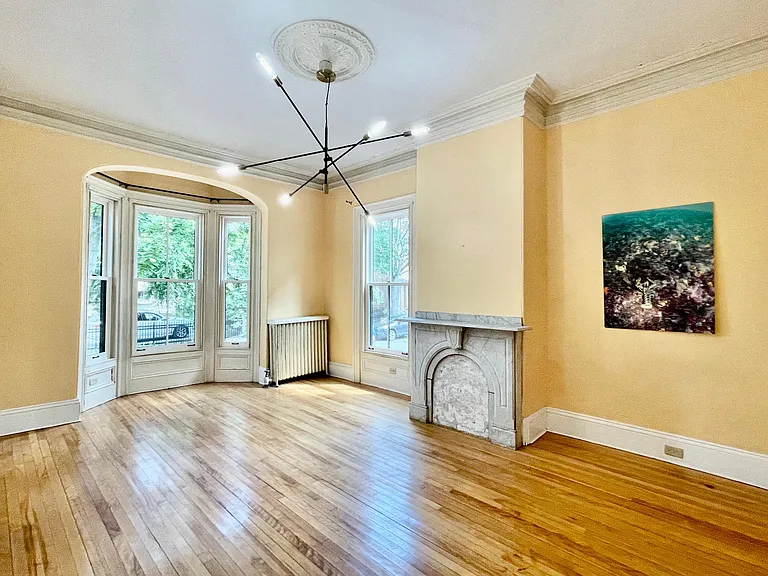 116 Emery St #1 — Photo 6