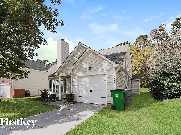 7008 Hidden Creek Dr — Photo 3