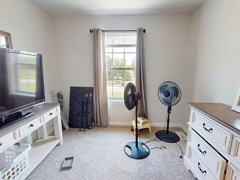 178 Bell Ct — Photo 19