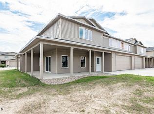 820 Compass Loop, Bismarck, ND 58504