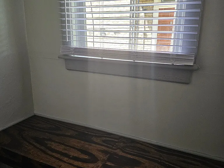 1315 Kinzy St #A — Photo 46