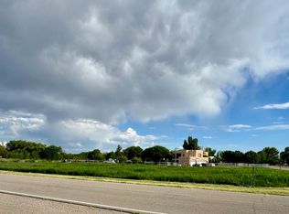 6600 Sullins Pl SW, Albuquerque, NM 87105