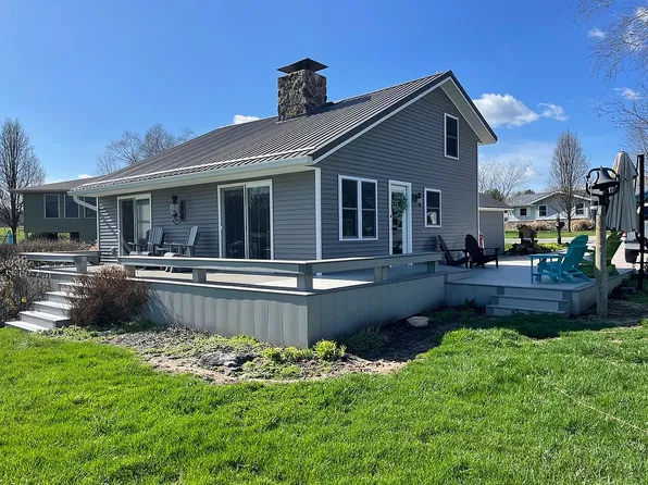 12335 Scenic Cir, Loogootee, IN 47553