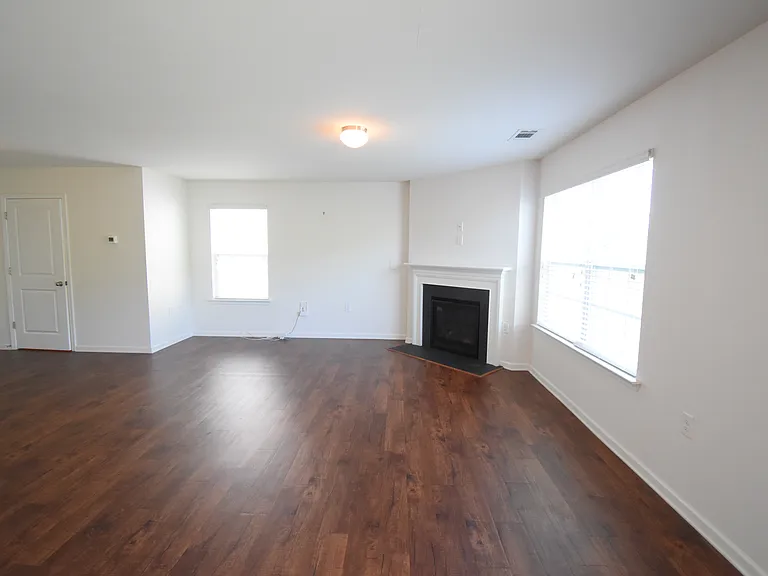 4199 Long Arrow St — Photo 9