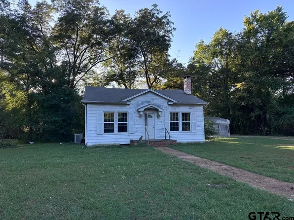 105 N Merrill St, New Boston, TX 75570