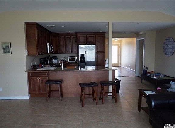 2nd image of 3381 Lindbergh Ave