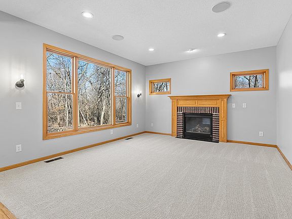 4th image of 14216 Isanti St NE