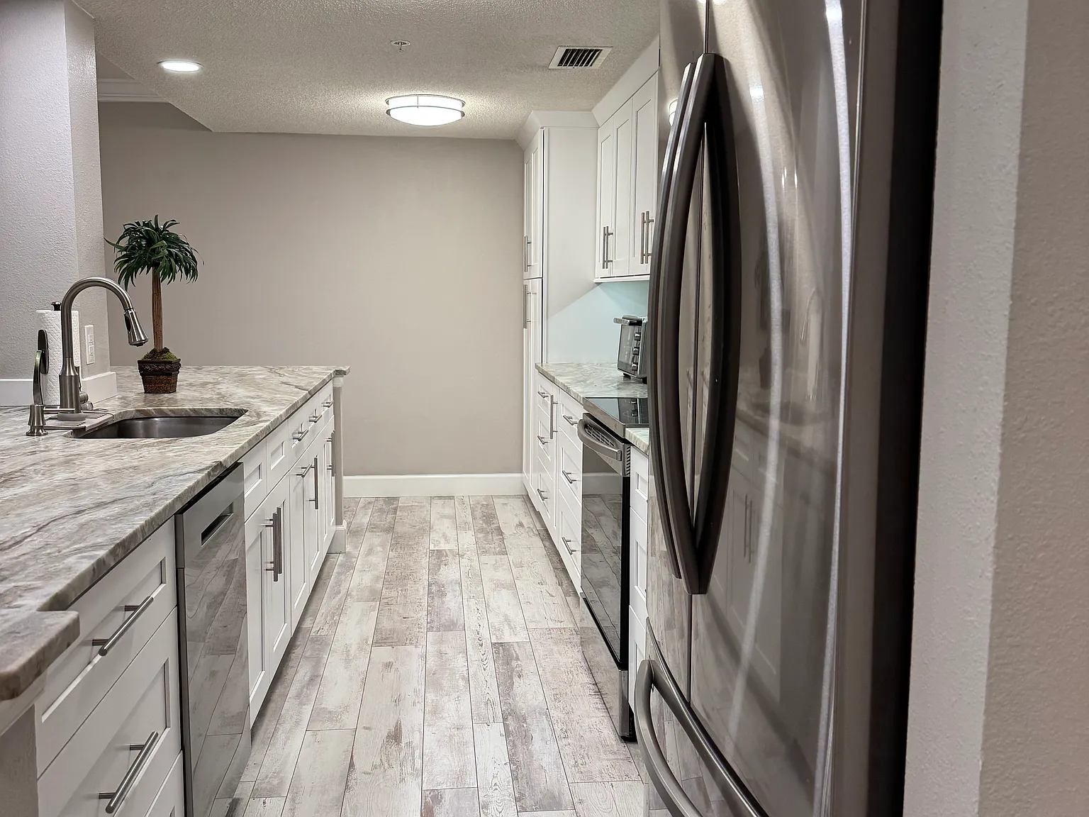 2 bed, 1210 sqft, $2,750 — Photo 3