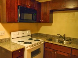 915 8th St SE, Auburn, WA 98002