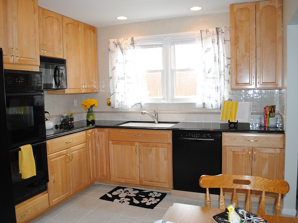 1st image of 2214 Lido Ln