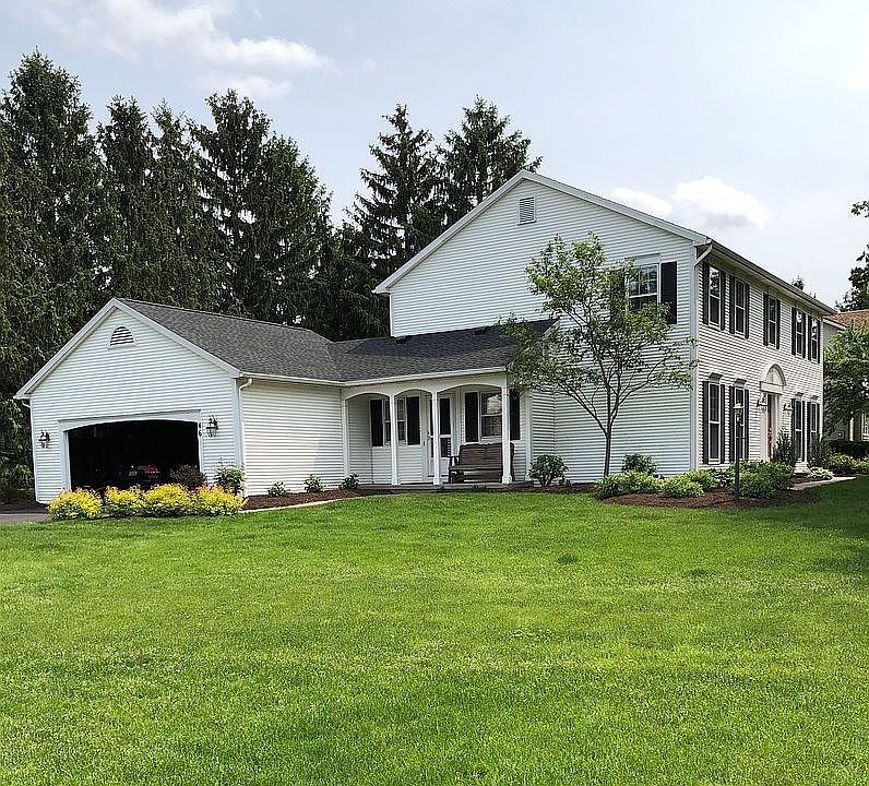 2nd image of 46 Bishops Ct