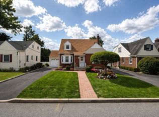 59 Pershing Rd, Clifton, NJ